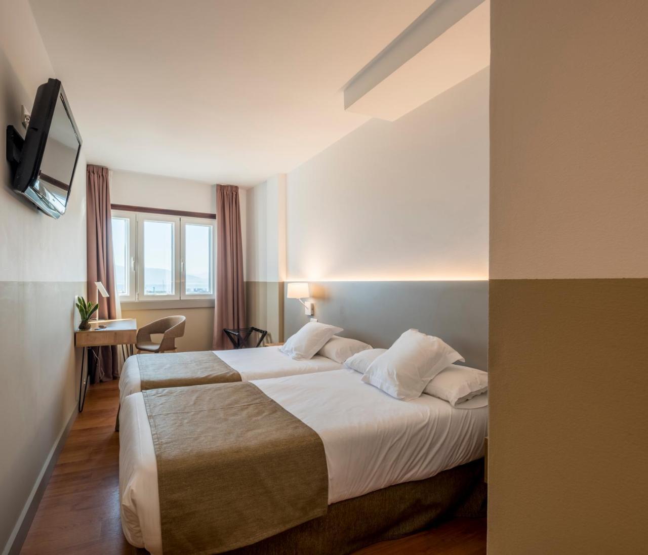 Hotel Airinos 3* Cangas do Morrazo Zewnętrze zdjęcie