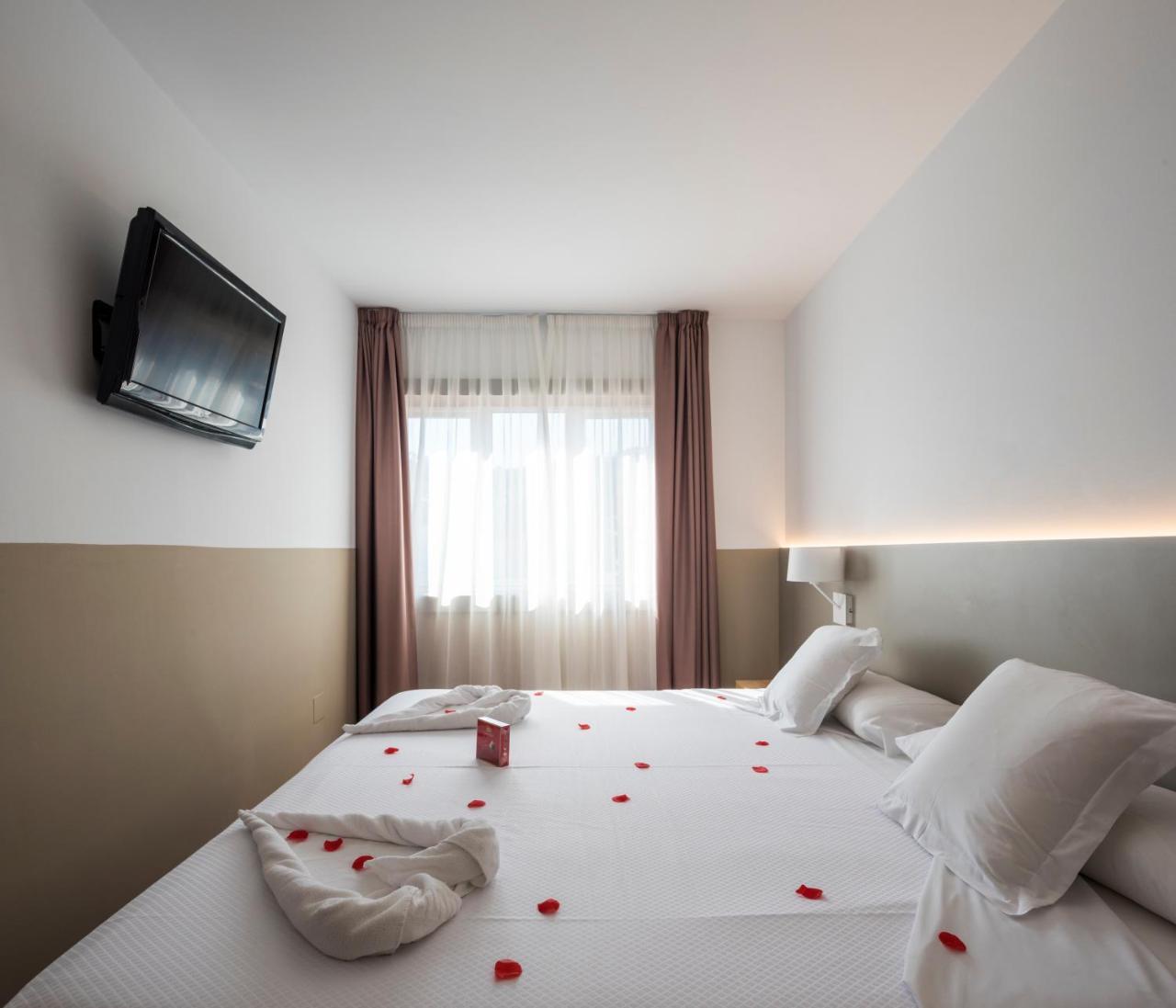 Hotel Airinos 3* Cangas do Morrazo Zewnętrze zdjęcie