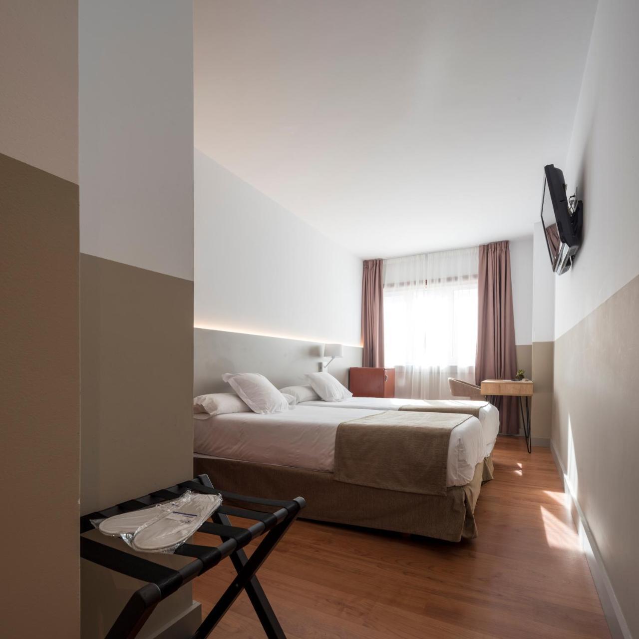 Hotel Airinos 3* Cangas do Morrazo Zewnętrze zdjęcie